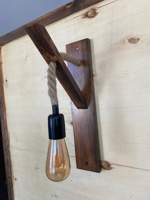 Opviq Aplique de Pared de Pino Macizo en Nogal